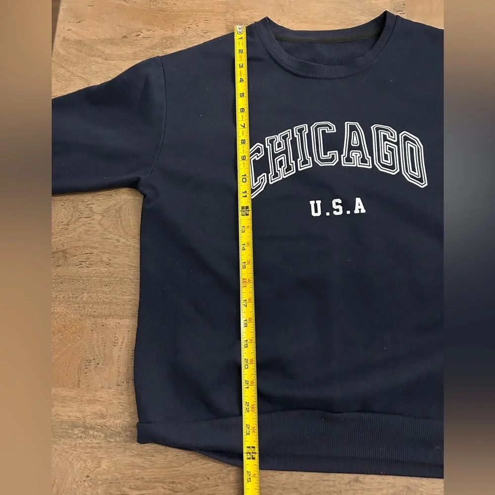 Black Chicago USA Sweatshirt - Picture 3 of 3